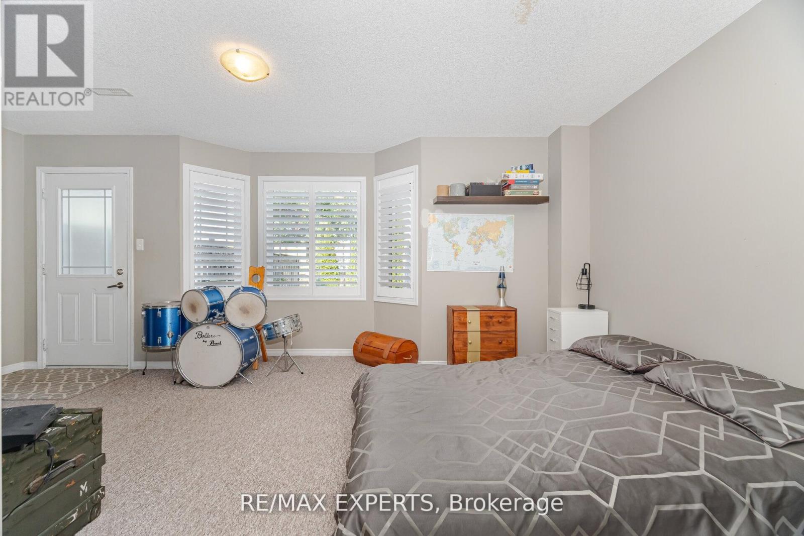 1311 Coleman Crescent, Innisfil, Ontario  L9S 0G5 - Photo 9 - N12449792