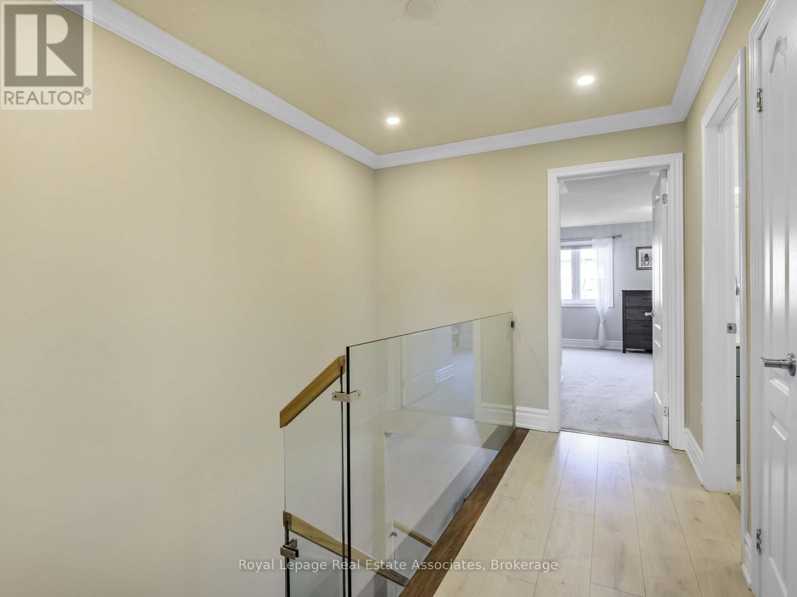 26 Venture Avenue, Richmond Hill, Ontario  L4S 2P2 - Photo 14 - N12449809