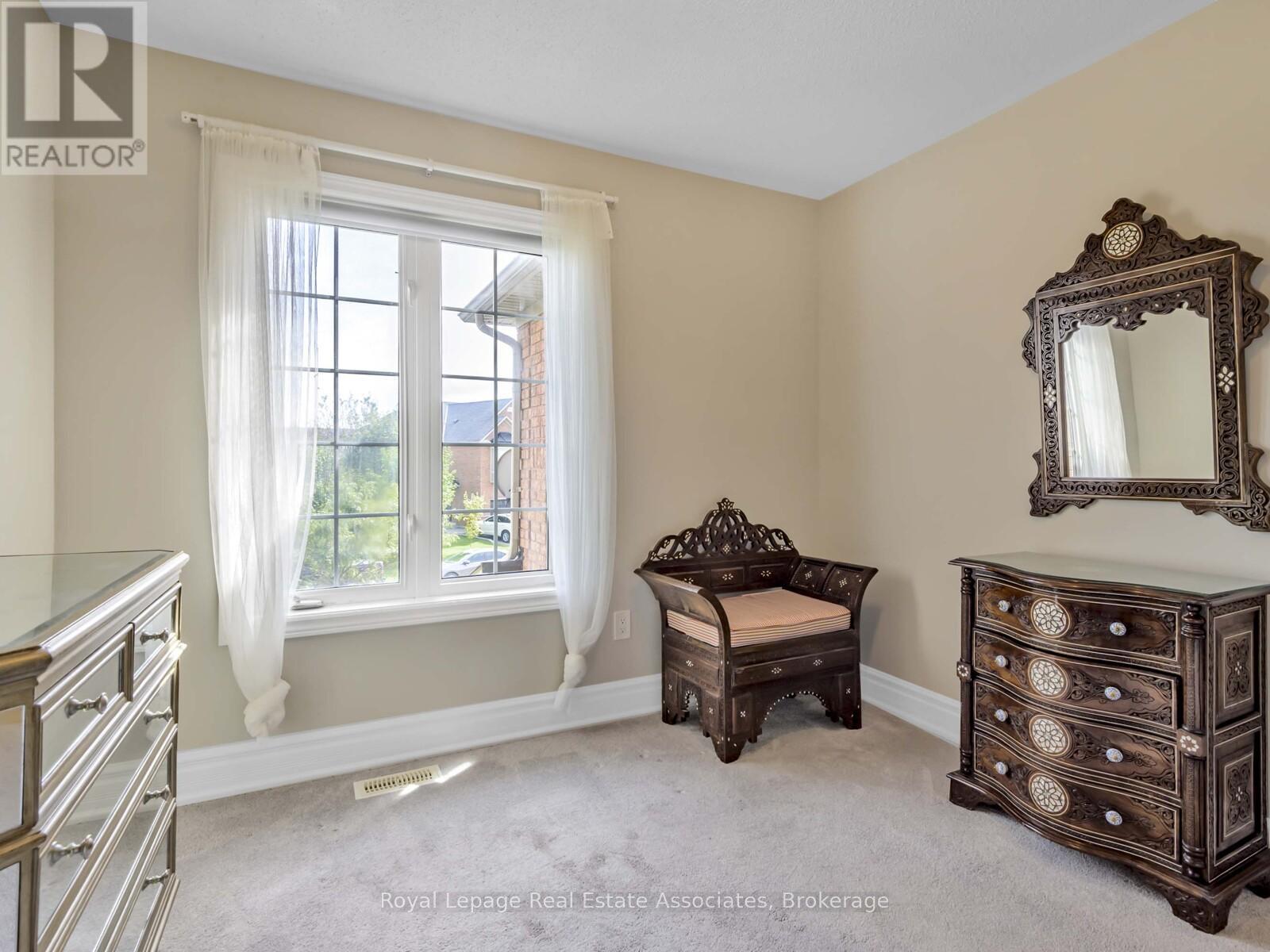 26 Venture Avenue, Richmond Hill, Ontario  L4S 2P2 - Photo 16 - N12449809