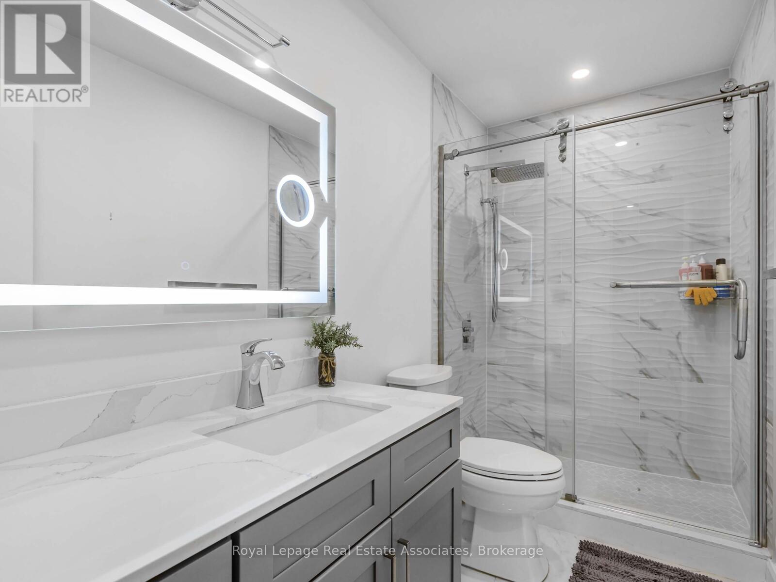 26 Venture Avenue, Richmond Hill, Ontario  L4S 2P2 - Photo 17 - N12449809