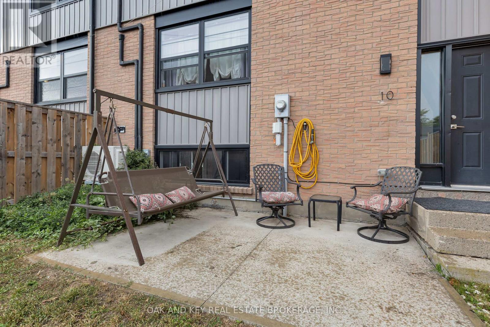 10 - 105 Andover Drive, London South, Ontario  N6J 4B1 - Photo 4 - X12446828