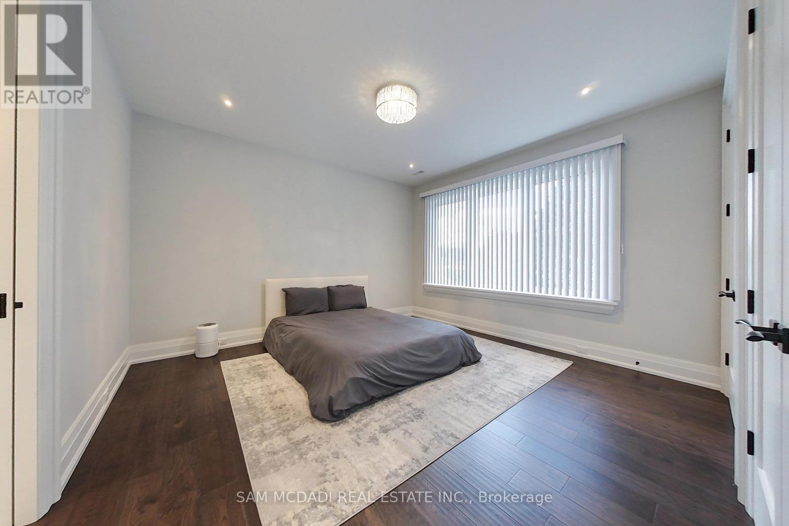 2006 Portway Avenue, Mississauga, Ontario  L5H 3M5 - Photo 19 - W12449728