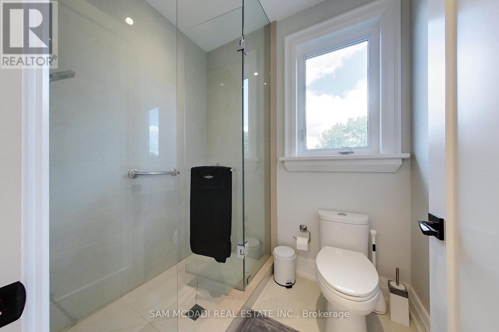 2006 Portway Avenue, Mississauga, Ontario  L5H 3M5 - Photo 24 - W12449728
