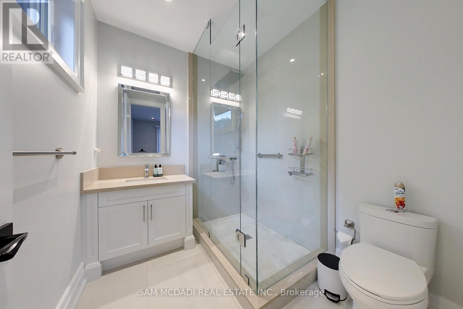 2006 Portway Avenue, Mississauga, Ontario  L5H 3M5 - Photo 26 - W12449728