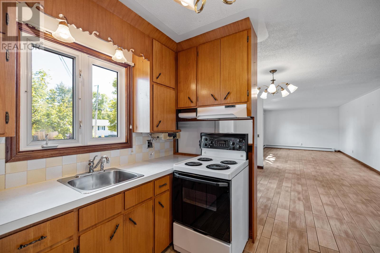 7 Hunt Avenue, Charlottetown, Prince Edward Island  C1A 2Z6 - Photo 10 - 202525342