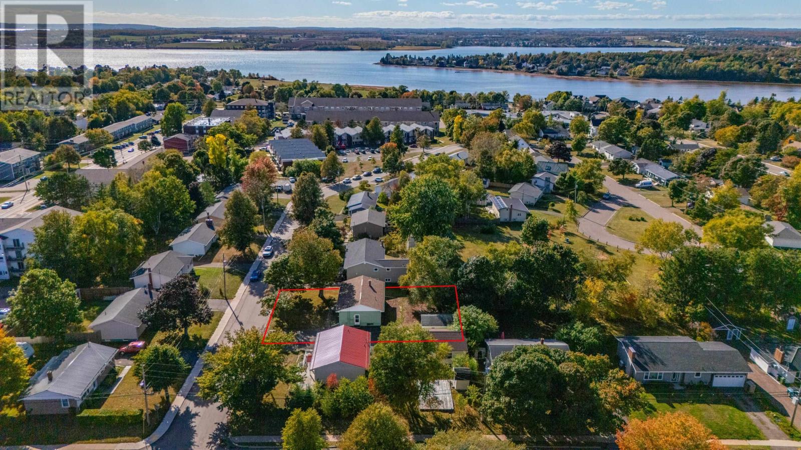 7 Hunt Avenue, Charlottetown, Prince Edward Island  C1A 2Z6 - Photo 3 - 202525342