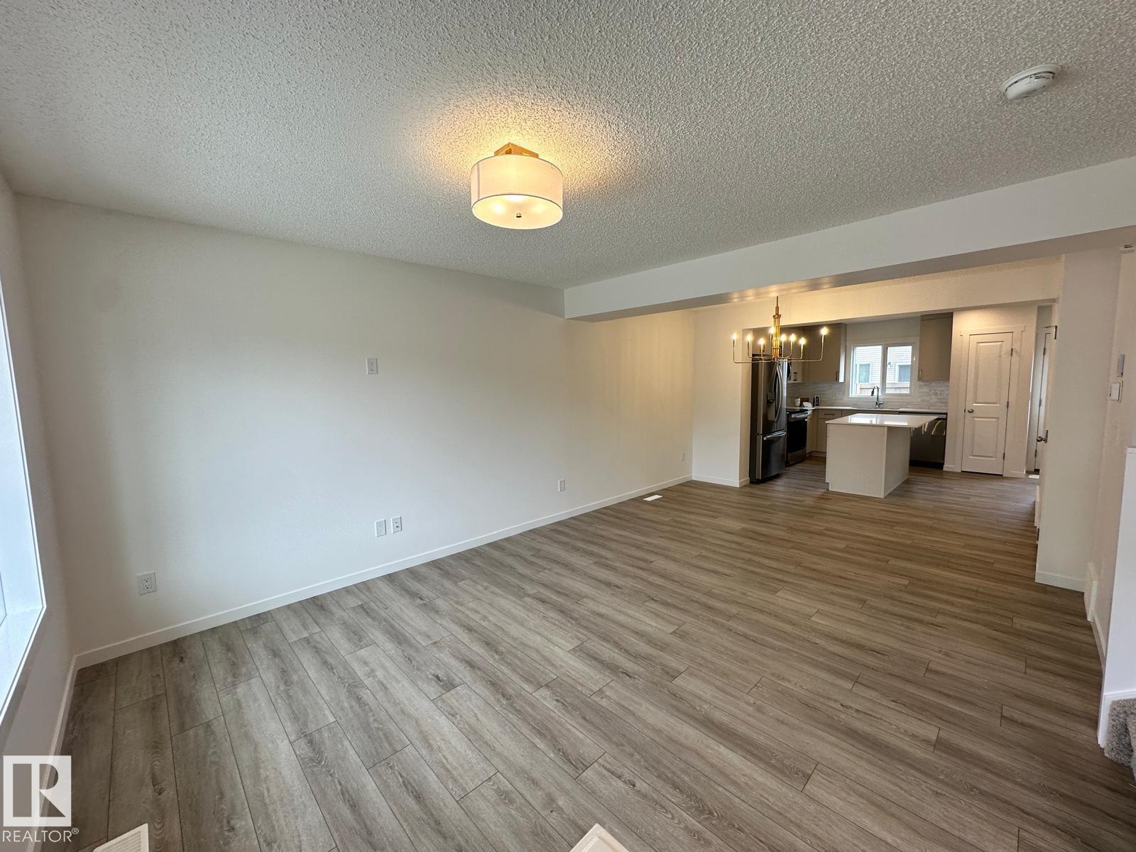 #35 525 Secord Bv Nw, Edmonton, Alberta  T5T 7V3 - Photo 7 - E4461168