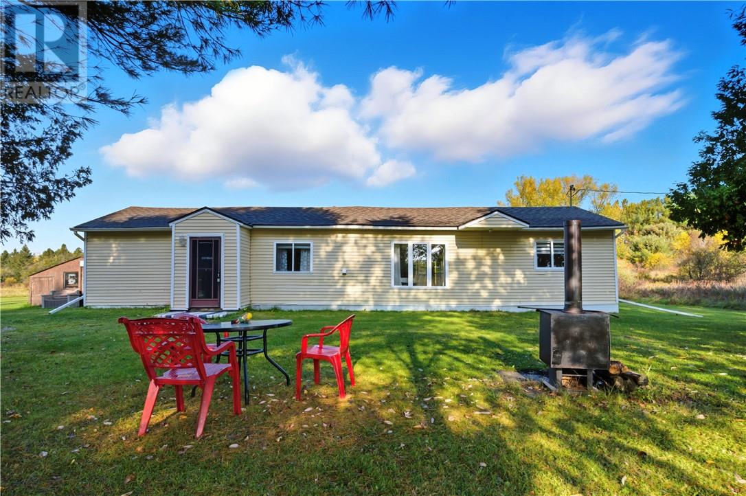 41 Graham Road, Massey, Ontario  P0P 1P0 - Photo 1 - 2125020