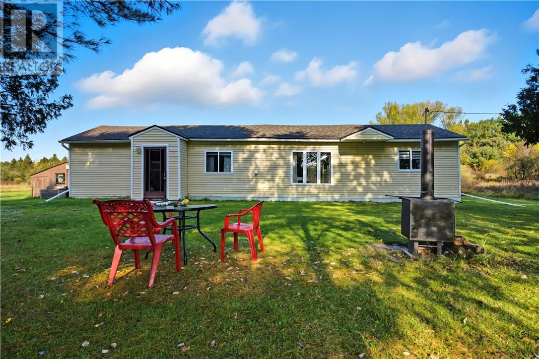 41 Graham Road, Massey, Ontario  P0P 1P0 - Photo 23 - 2125020