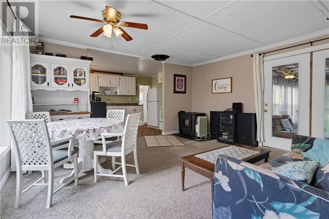 41 Graham Road, Massey, Ontario  P0P 1P0 - Photo 4 - 2125020