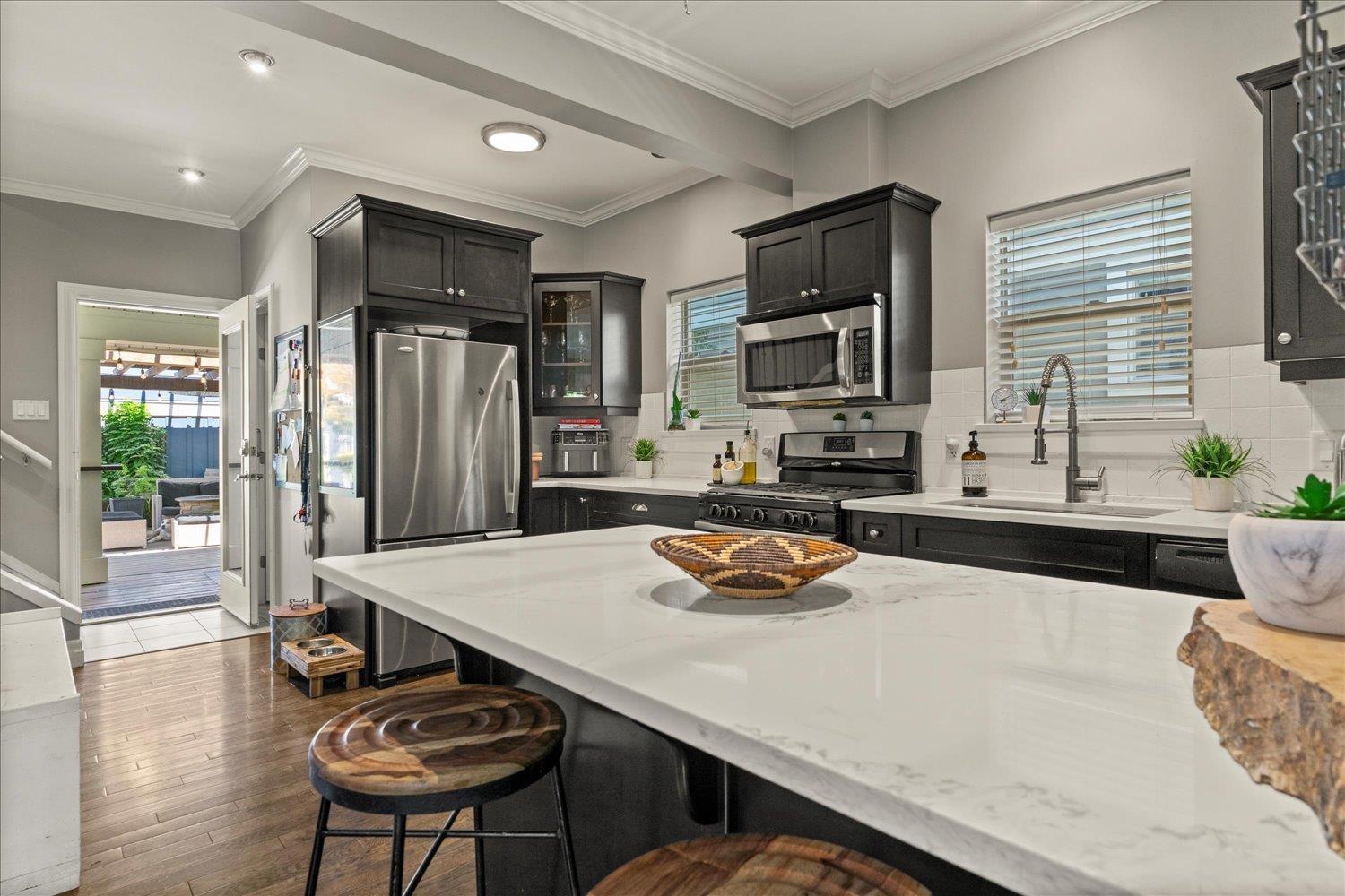 45297 Soowahlie Crescent, Garrison Crossing, Chilliwack, British Columbia  V2R 0S2 - Photo 13 - R3056043