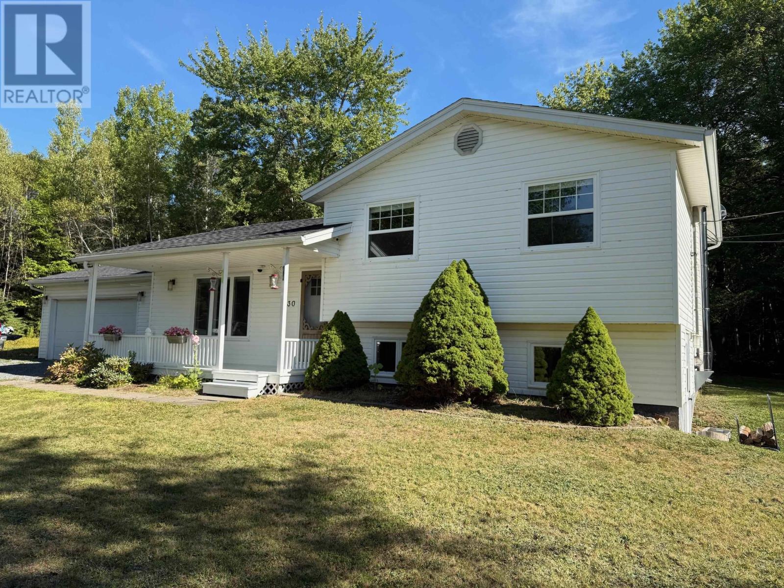 30 Jessie Lane, Pine Grove, Nova Scotia  B0J 1E0 - Photo 1 - 202523024