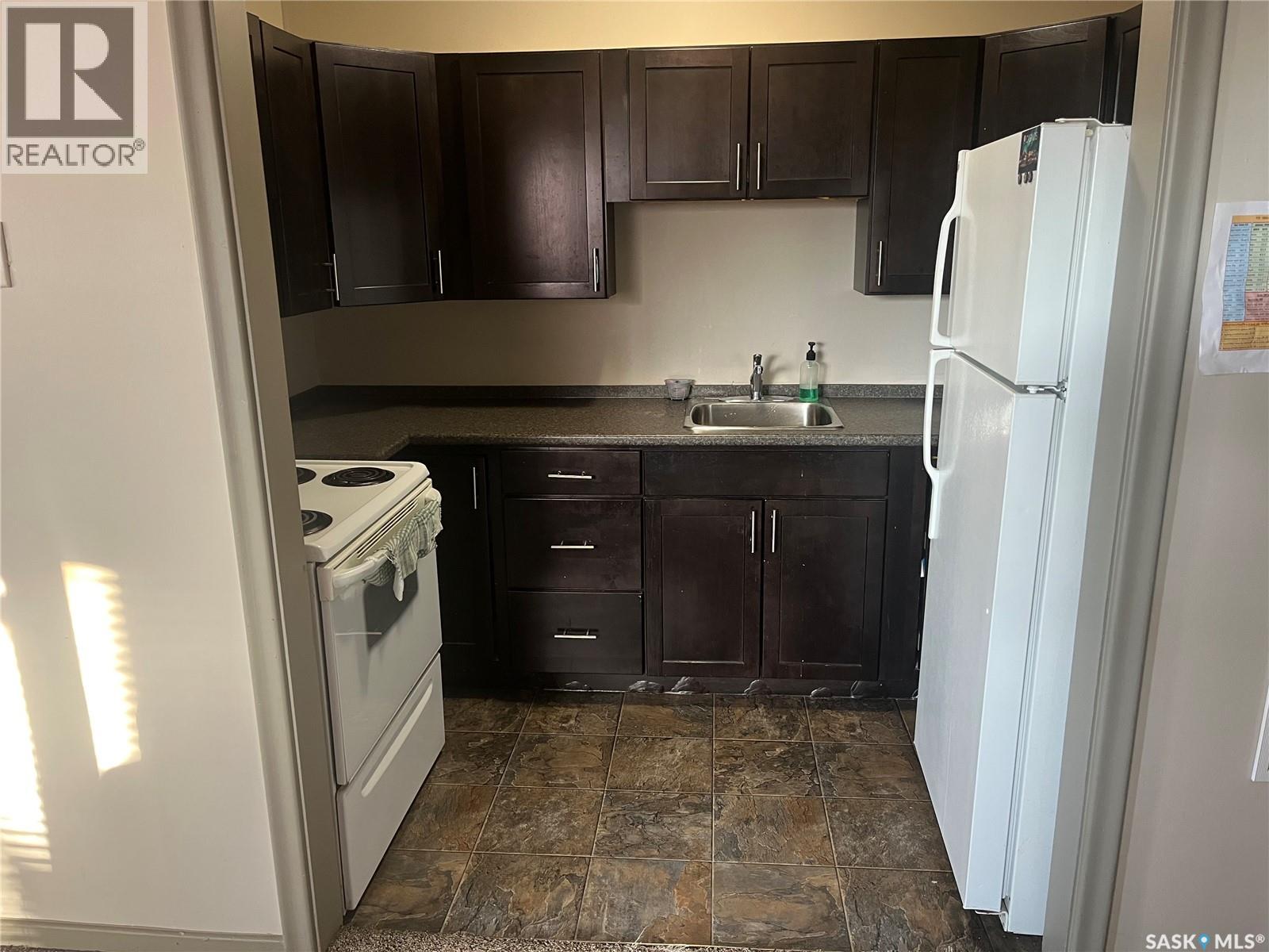 31 400 4th Avenue N, Saskatoon, Saskatchewan  S7K 2M3 - Photo 4 - SK020180