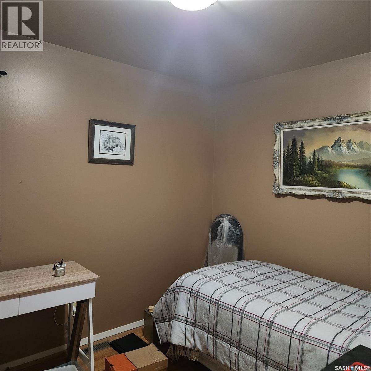 1227 2nd Avenue Nw, Moose Jaw, Saskatchewan  S6H 3R7 - Photo 13 - SK020149
