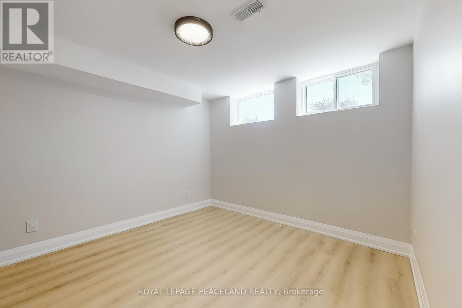 1223 Redbank Crescent, Oakville, Ontario  L6H 1Y4 - Photo 34 - W12449784