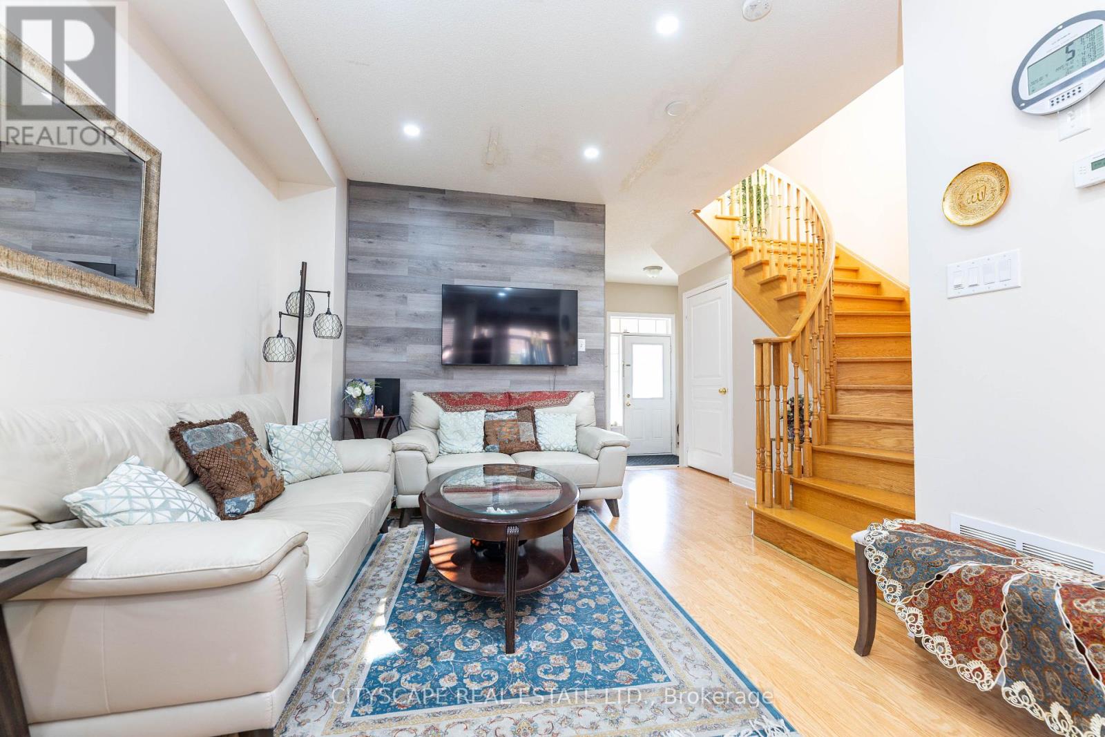 875 Oasis Drive, Mississauga, Ontario  L5V 0C6 - Photo 10 - W12449793