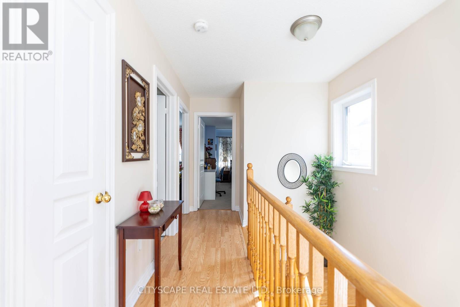 875 Oasis Drive, Mississauga, Ontario  L5V 0C6 - Photo 24 - W12449793