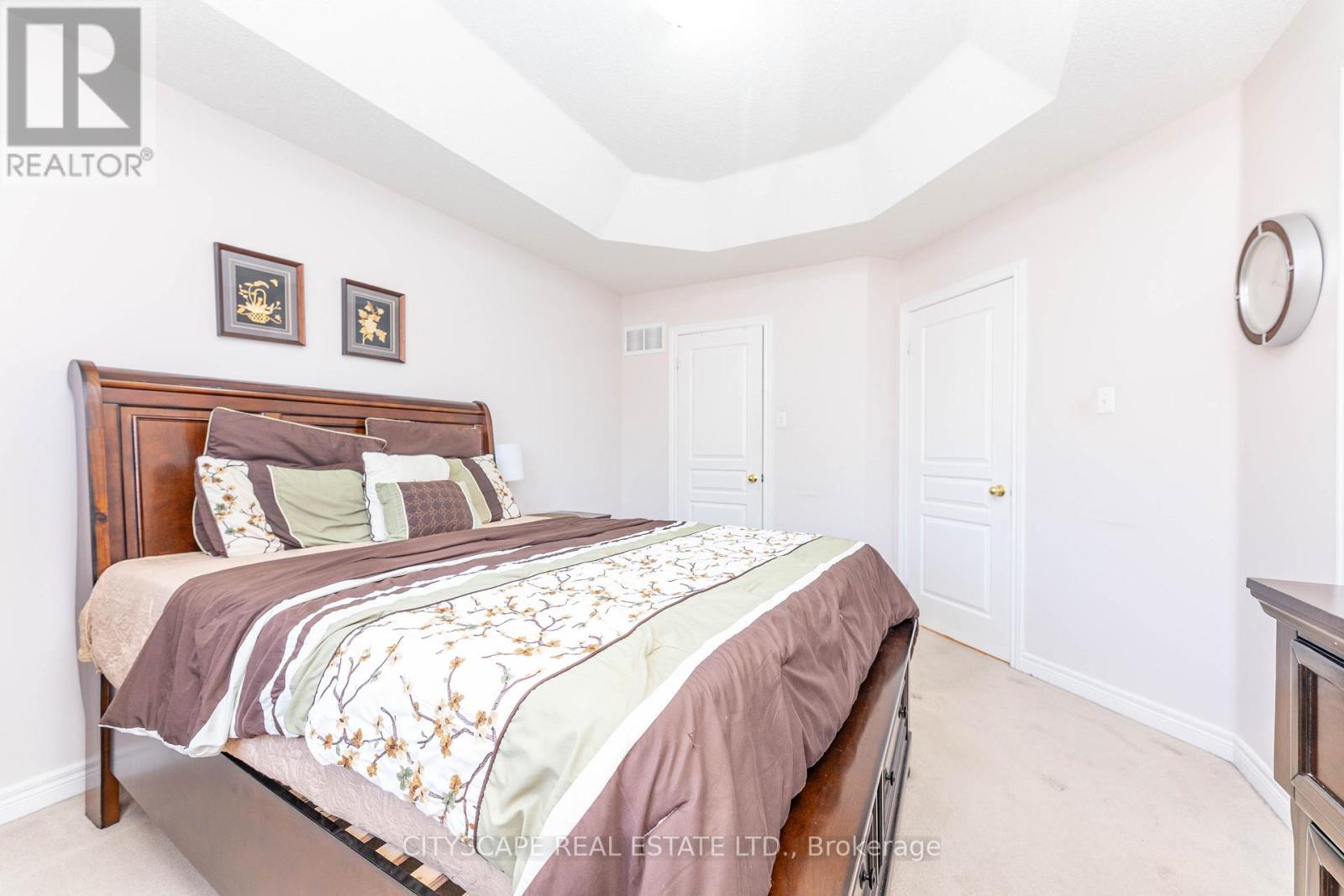 875 Oasis Drive, Mississauga, Ontario  L5V 0C6 - Photo 27 - W12449793