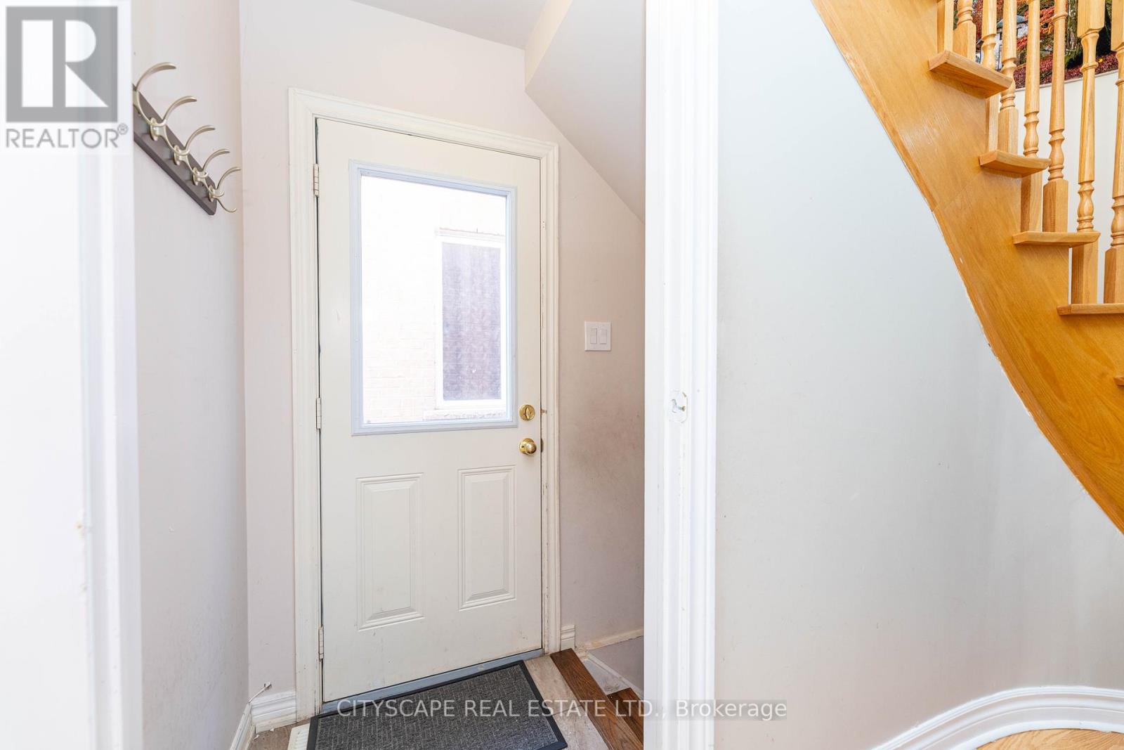 875 Oasis Drive, Mississauga, Ontario  L5V 0C6 - Photo 37 - W12449793