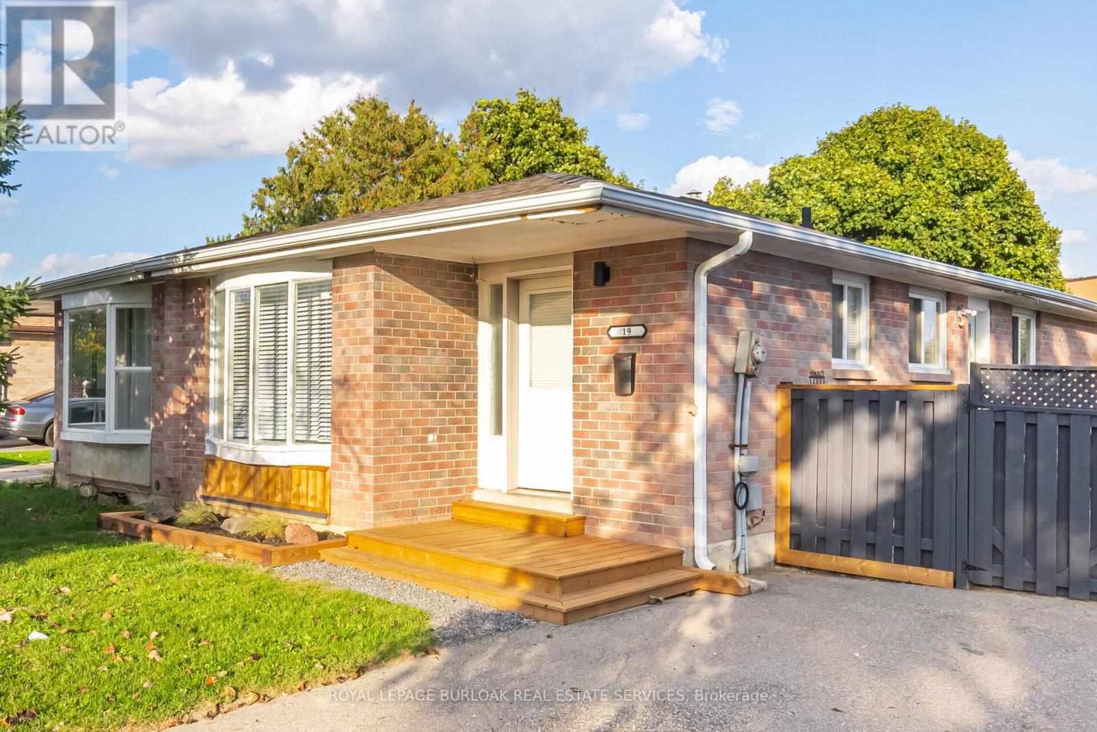 19 JUNIPER CRESCENT, Brampton, Ontario