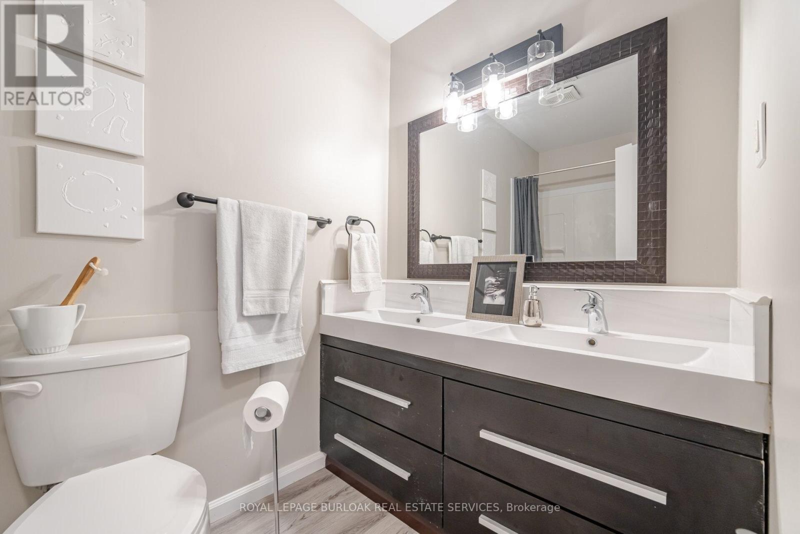 19 Juniper Crescent, Brampton, Ontario  L6S 1J9 - Photo 25 - W12449800