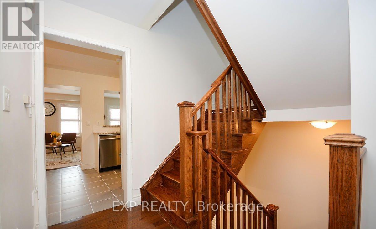 13 Colonel Frank Ching Crescent, Brampton, Ontario  L6Y 5W6 - Photo 9 - W12449804