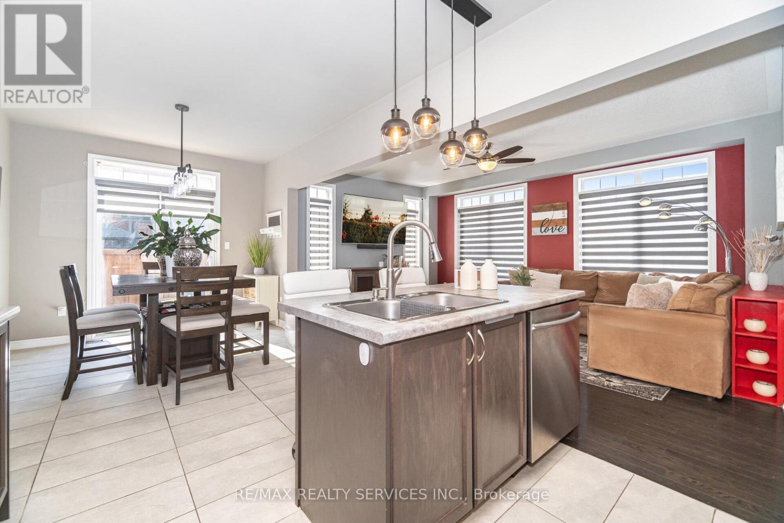 333 Remembrance Road, Brampton, Ontario  L7A 4X5 - Photo 17 - W12449805