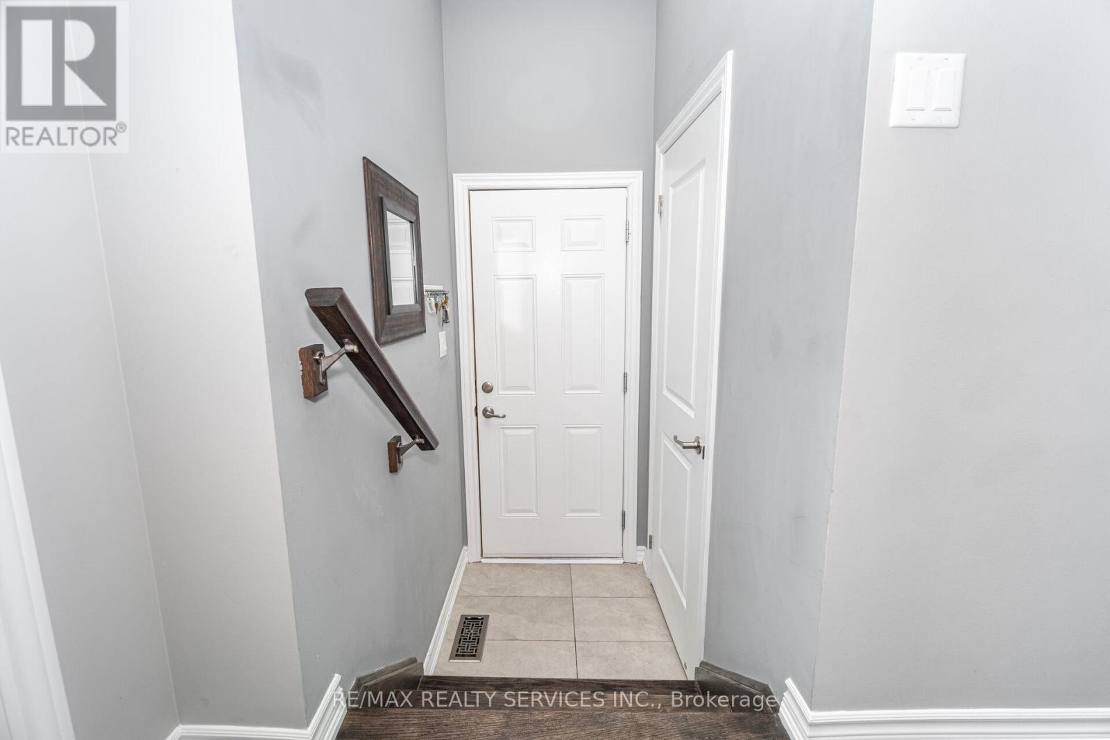333 Remembrance Road, Brampton, Ontario  L7A 4X5 - Photo 21 - W12449805