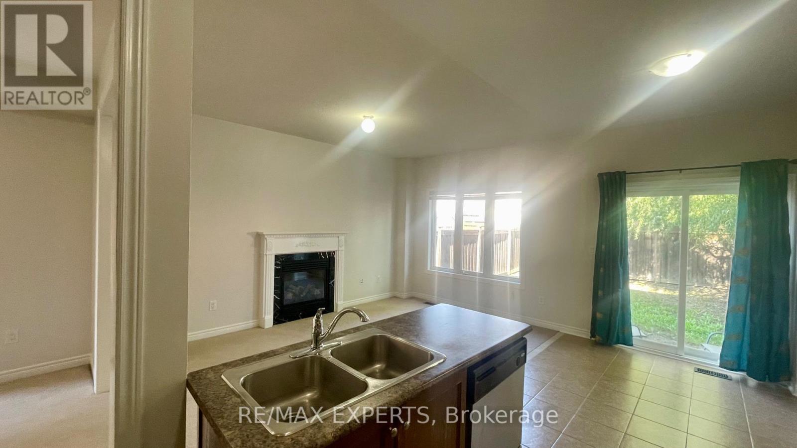 67 Clearfield Drive, Brampton, Ontario  L6P 3J4 - Photo 10 - W12449846