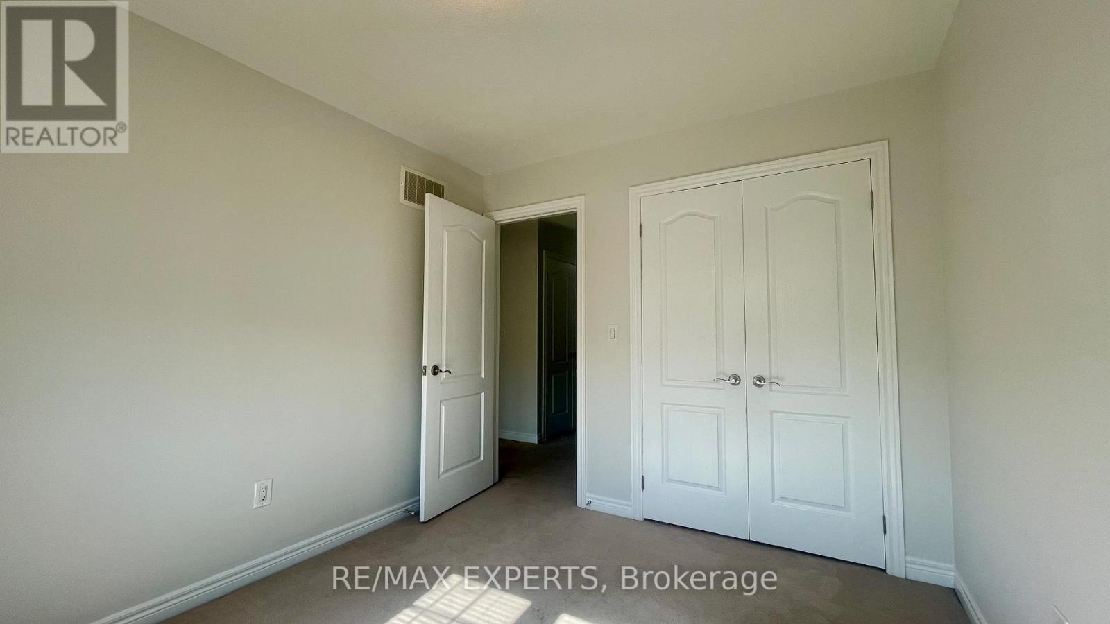 67 Clearfield Drive, Brampton, Ontario  L6P 3J4 - Photo 22 - W12449846