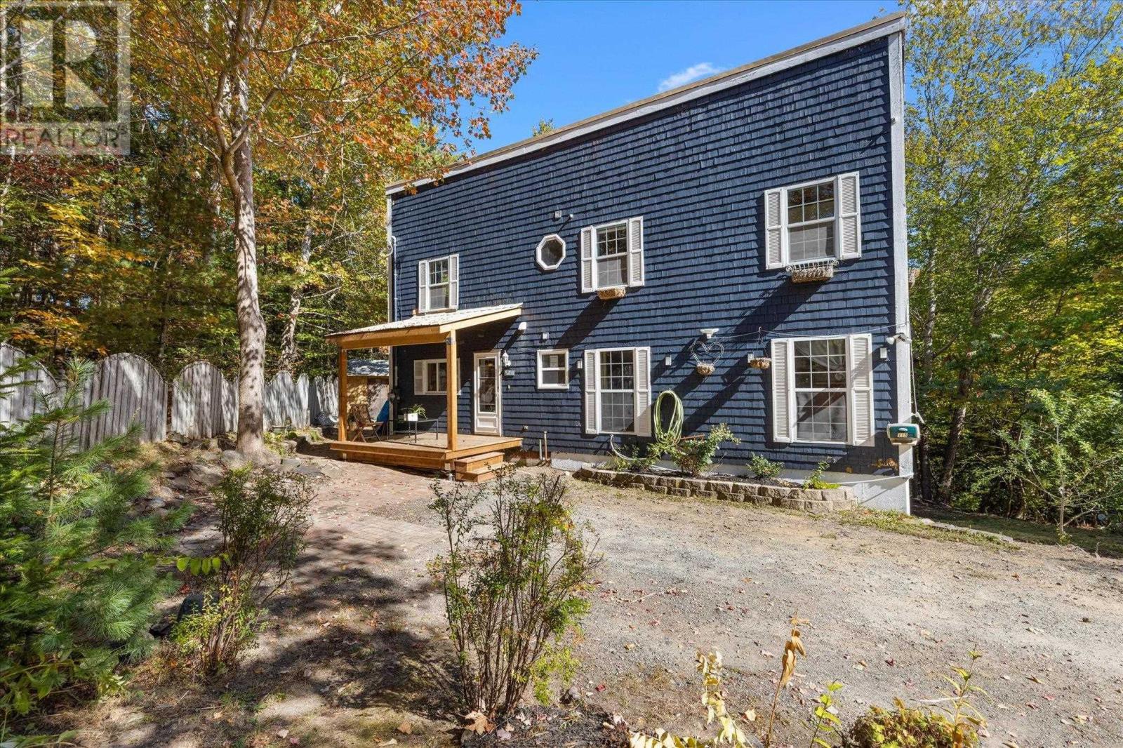 115 Parkdale Avenue, Bridgewater, Nova Scotia  B4V 1L8 - Photo 8 - 202525334