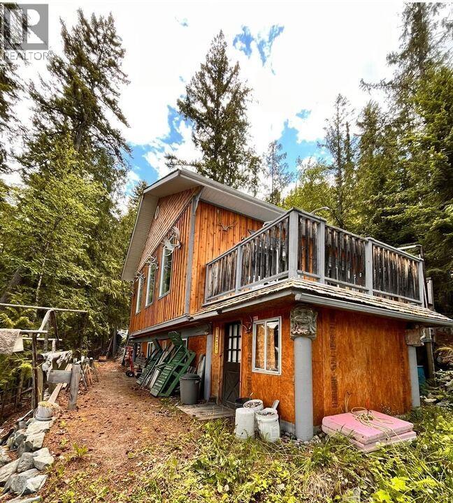 7633 S CANIM LAKE ROAD, Canim Lake, British Columbia
