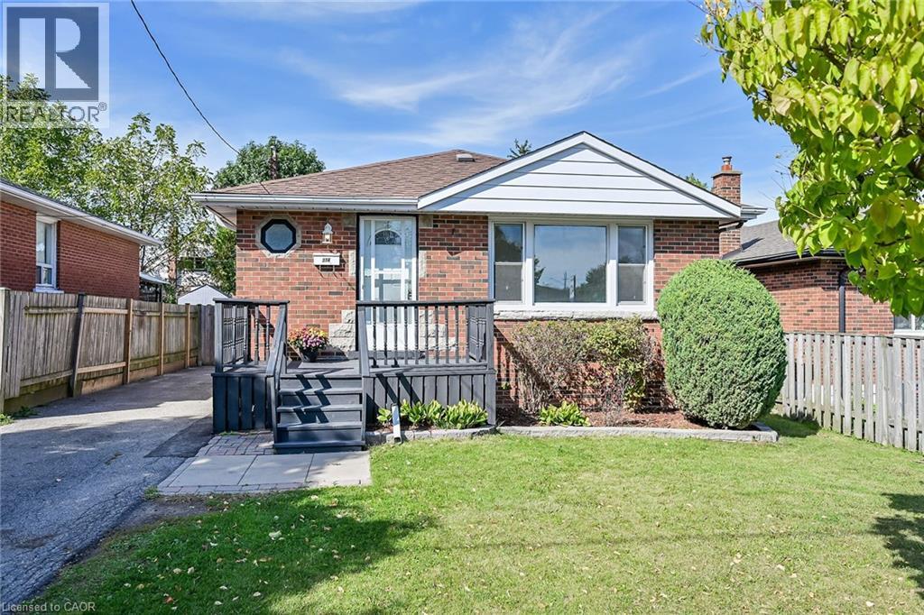 314 East 16th Street, Hamilton, Ontario  L9A 4J9 - Photo 1 - 40777046