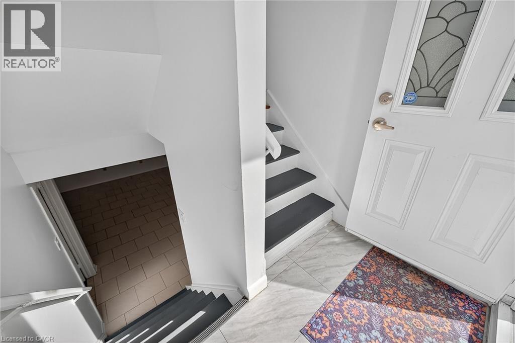 314 East 16th Street, Hamilton, Ontario  L9A 4J9 - Photo 22 - 40777046
