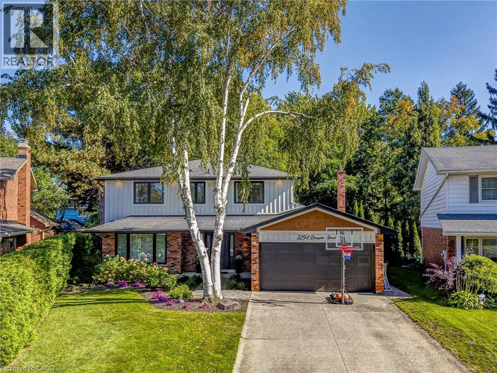 3294 Douglas Street, Burlington, Ontario  L7N 1G9 - Photo 2 - 40776130