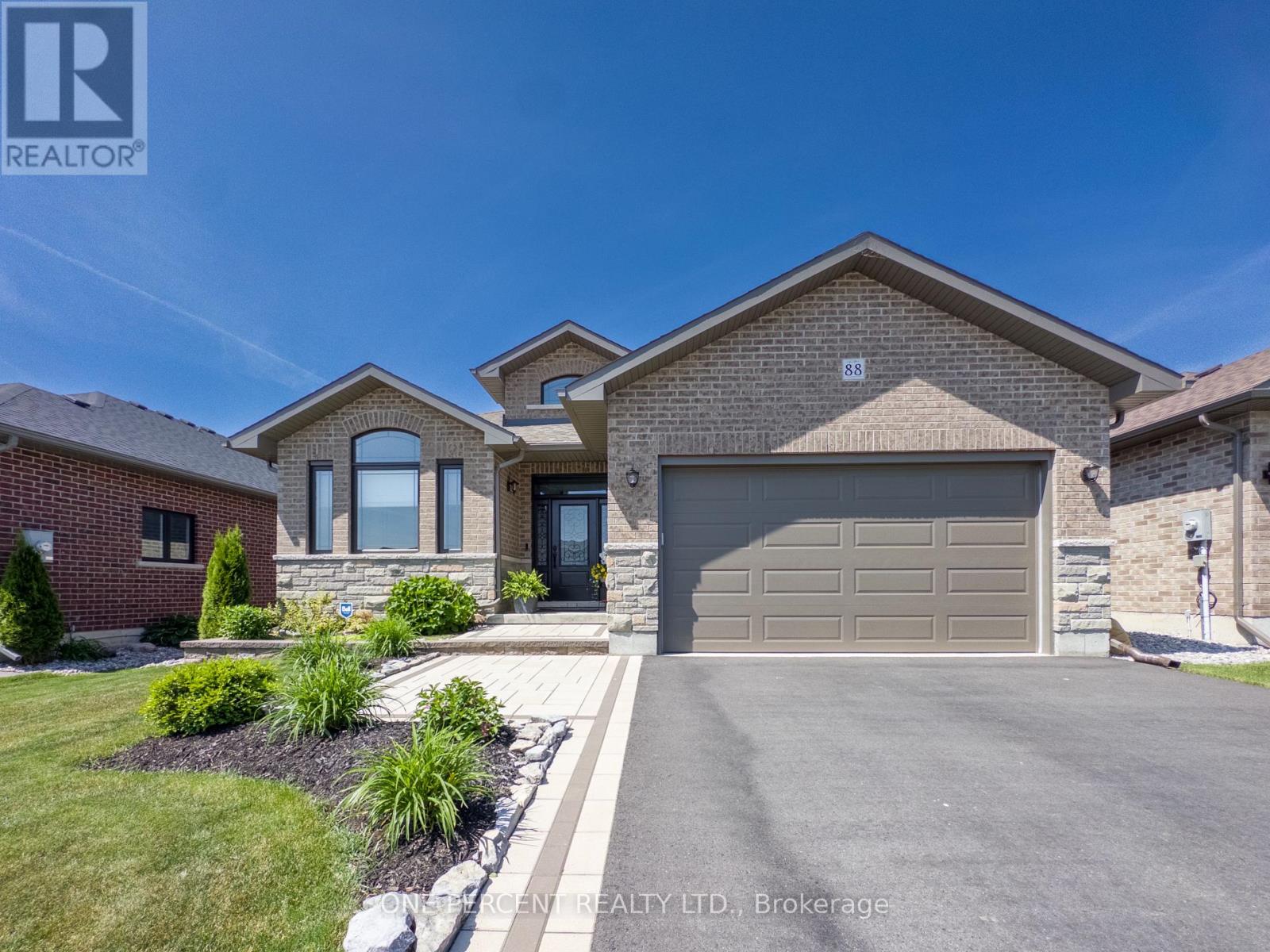 88 ESSEX DRIVE, Belleville, Ontario