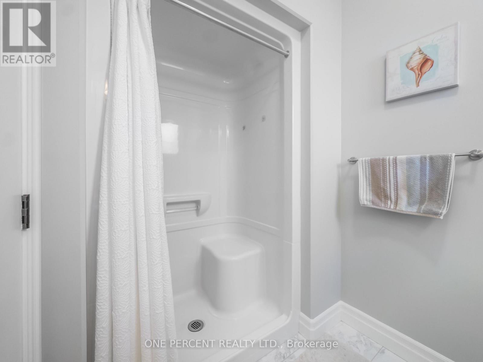 88 Essex Drive, Belleville, Ontario  K8N 0J1 - Photo 25 - X12449802
