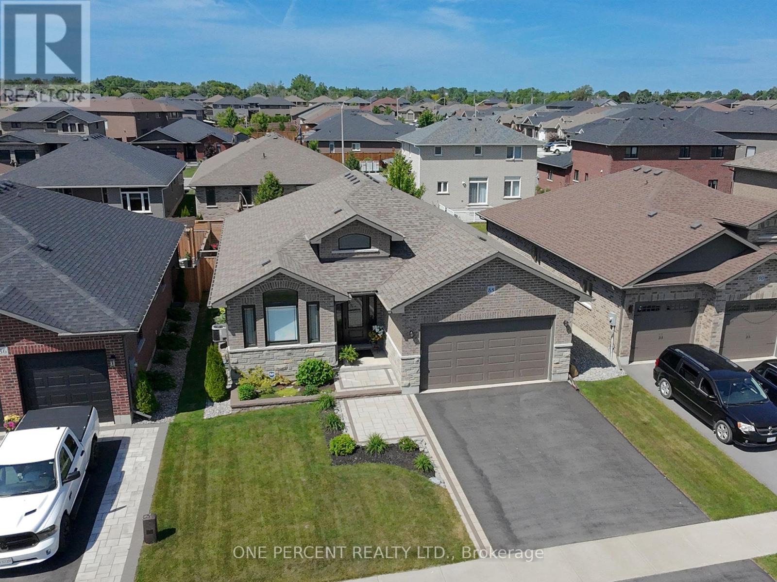 88 Essex Drive, Belleville, Ontario  K8N 0J1 - Photo 3 - X12449802