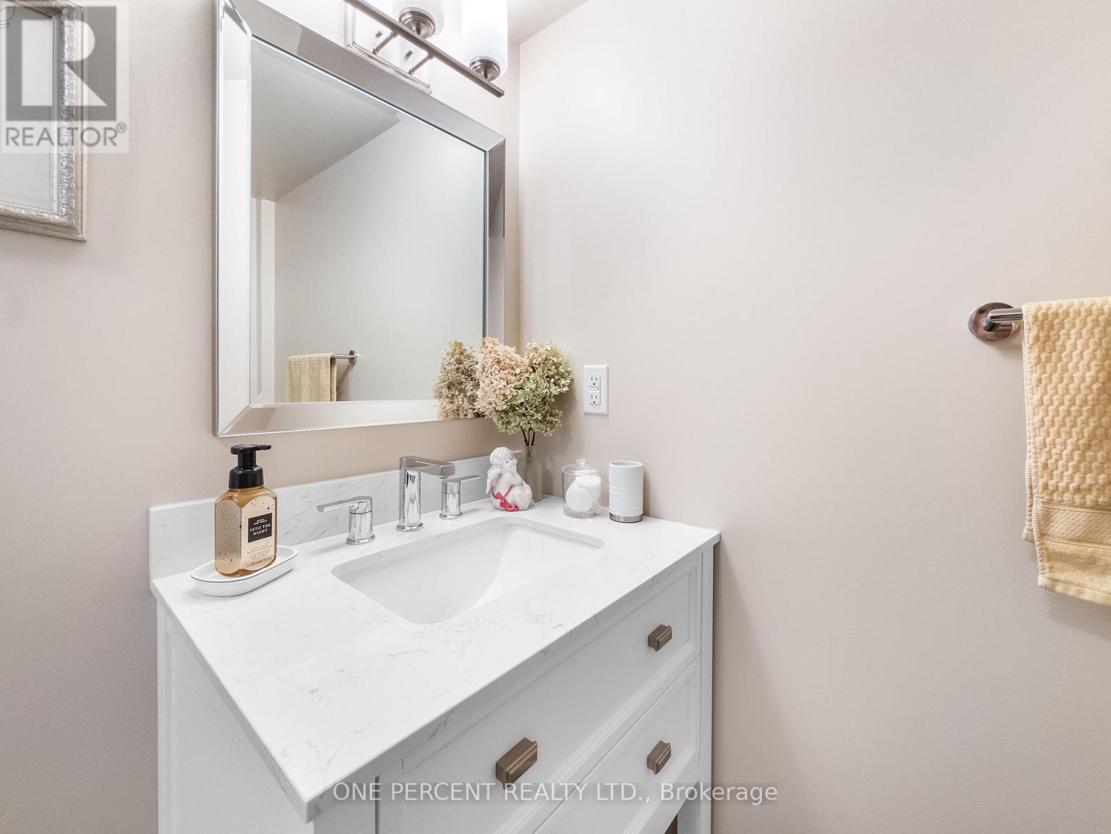 88 Essex Drive, Belleville, Ontario  K8N 0J1 - Photo 36 - X12449802