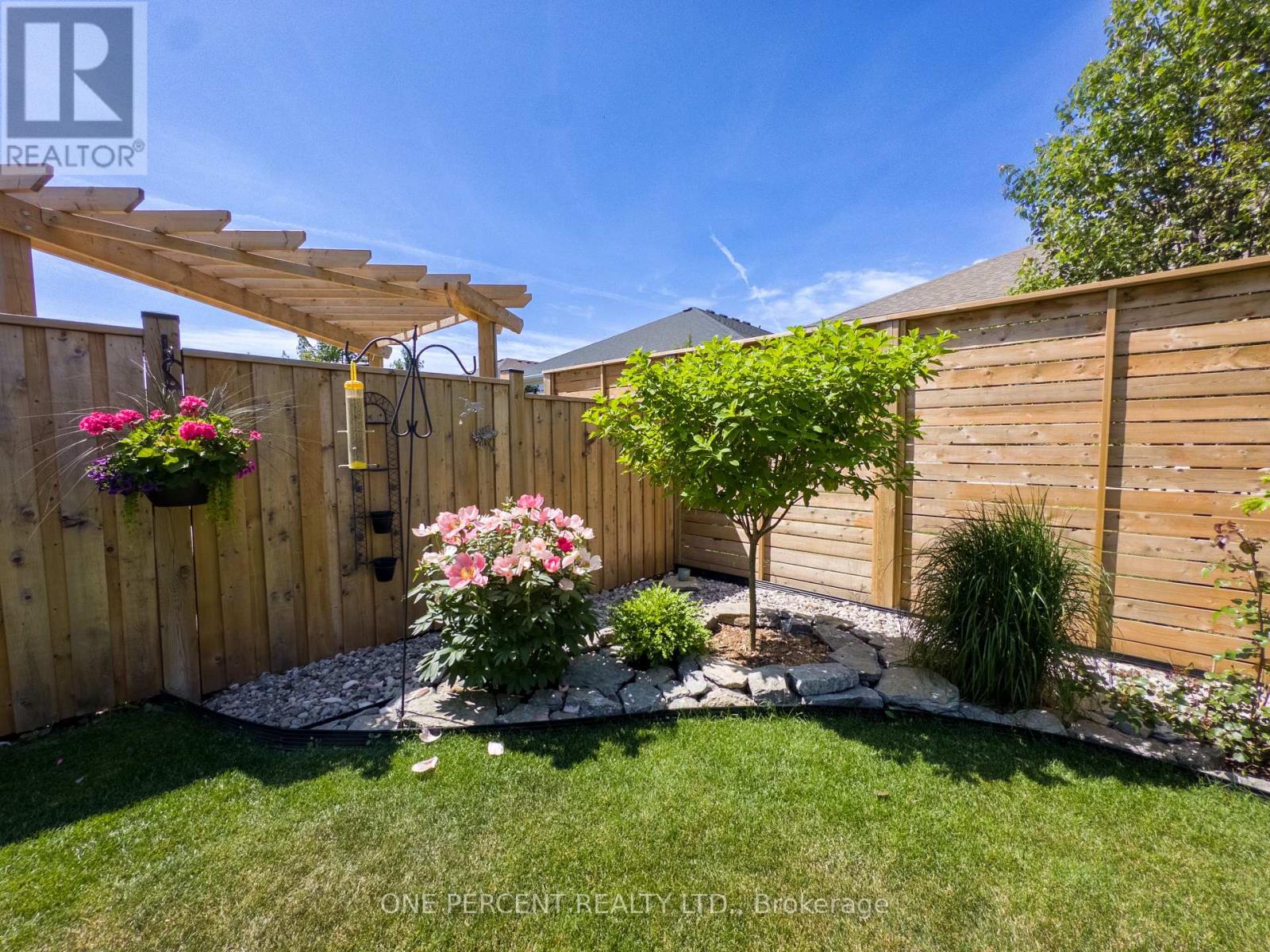 88 Essex Drive, Belleville, Ontario  K8N 0J1 - Photo 46 - X12449802