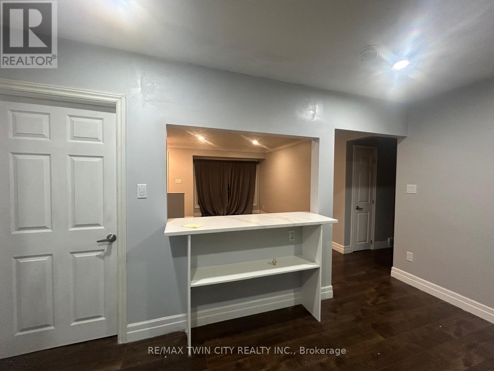 100 Lauris Avenue, Cambridge, Ontario  N1R 5L4 - Photo 4 - X12449849