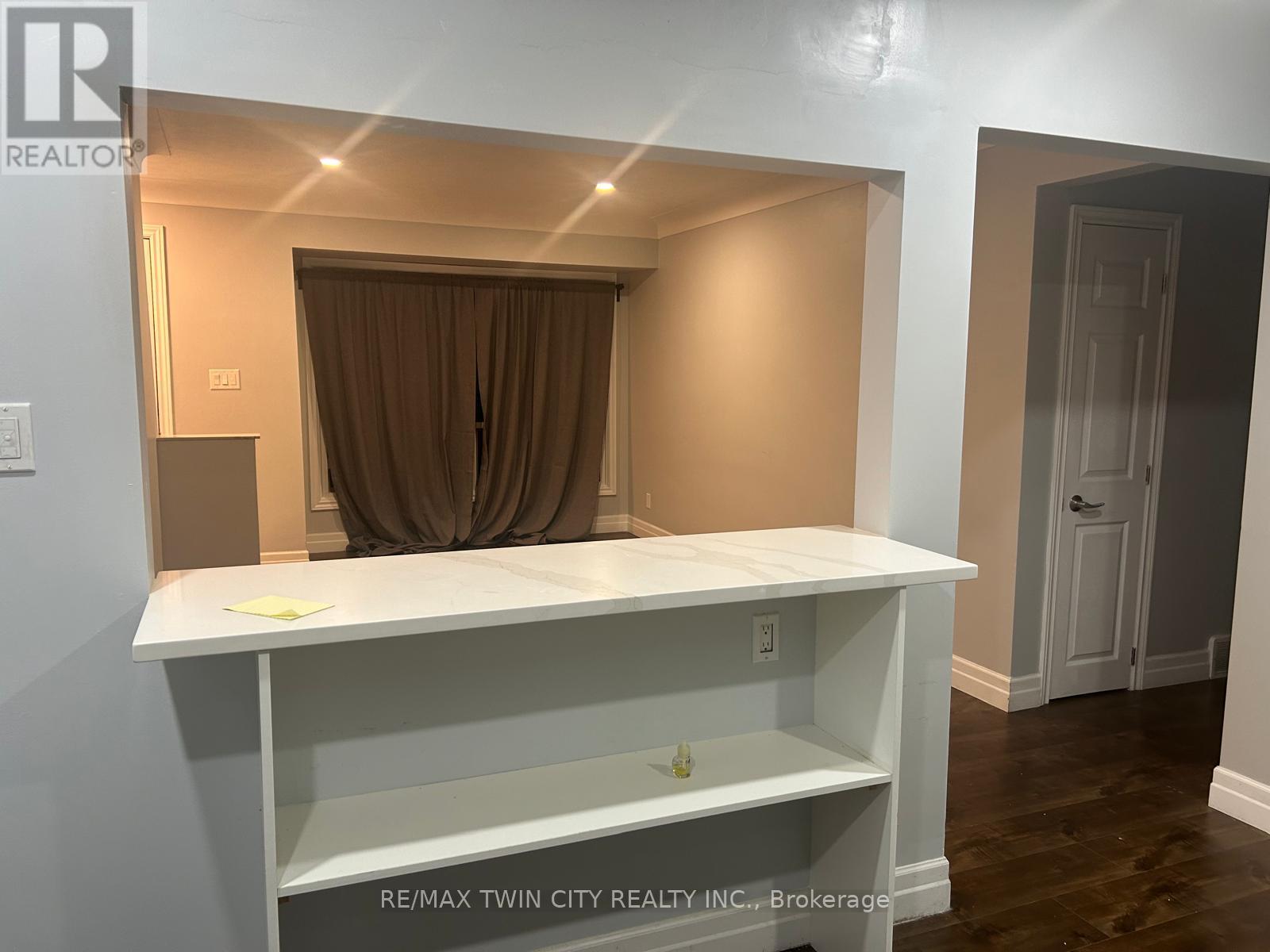 100 Lauris Avenue, Cambridge, Ontario  N1R 5L4 - Photo 6 - X12449849