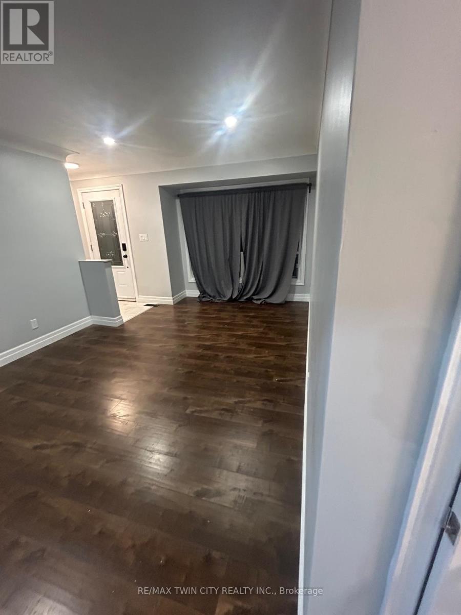 100 Lauris Avenue, Cambridge, Ontario  N1R 5L4 - Photo 7 - X12449849
