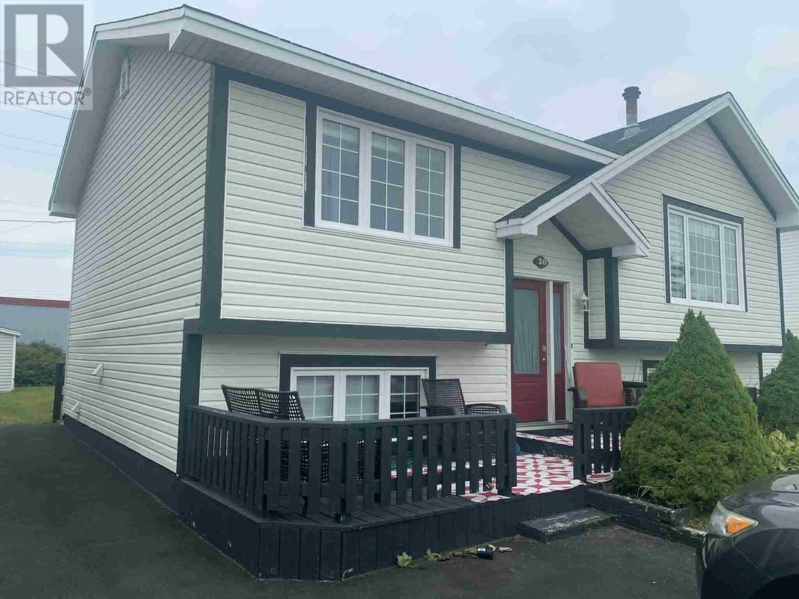 20 Elizabeth Drive, Paradise, Newfoundland & Labrador  A1L 1E5 - Photo 2 - 1289951