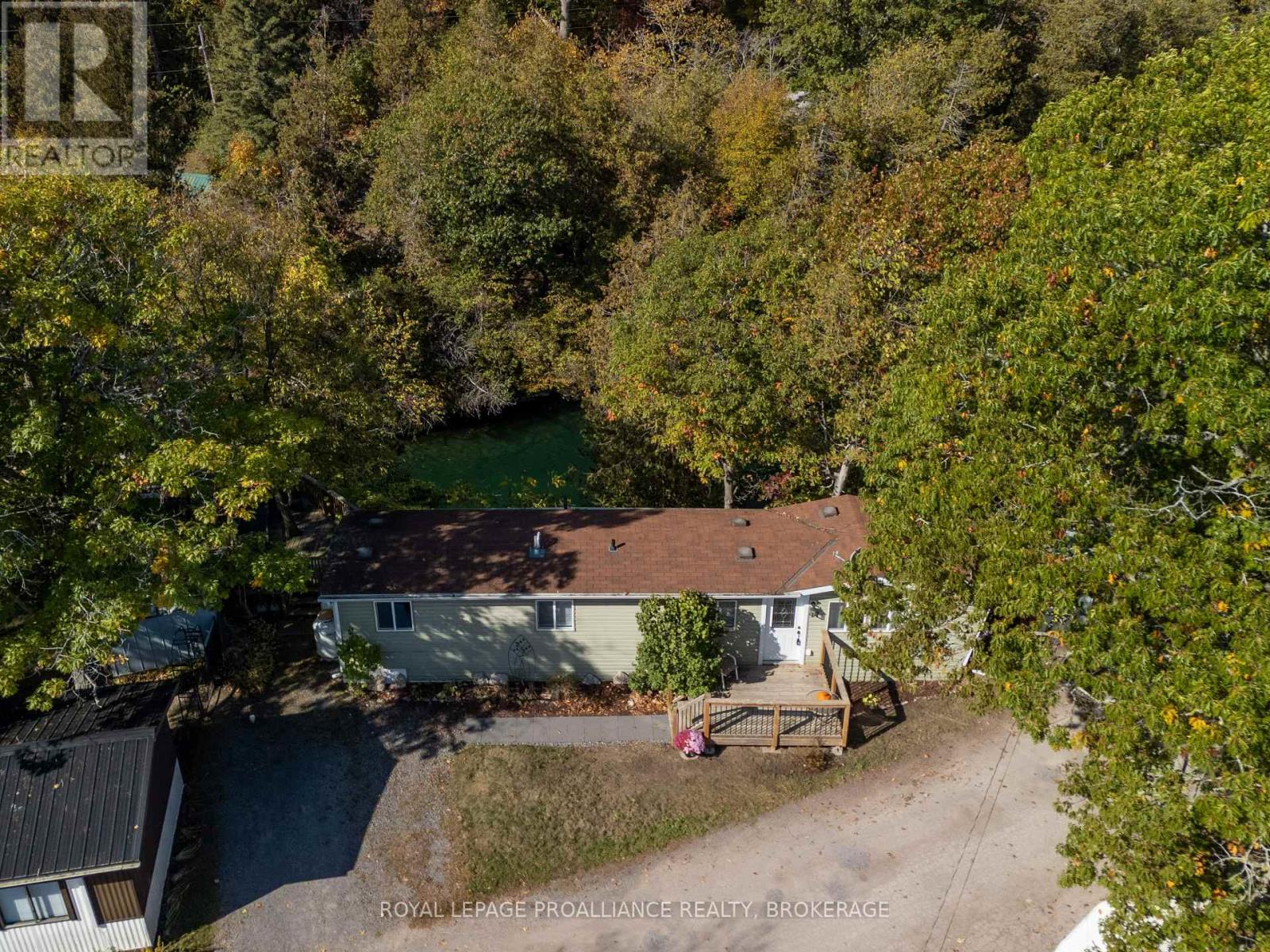 17 - 5569 Bath Road, Loyalist, Ontario  K0H 1G0 - Photo 40 - X12450090