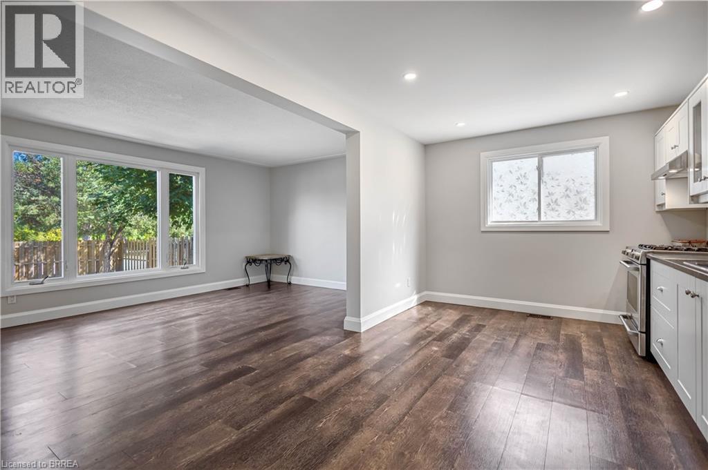 8 Oakhill Drive Unit# A, Brantford, Ontario  N3T 1R1 - Photo 10 - 40760714