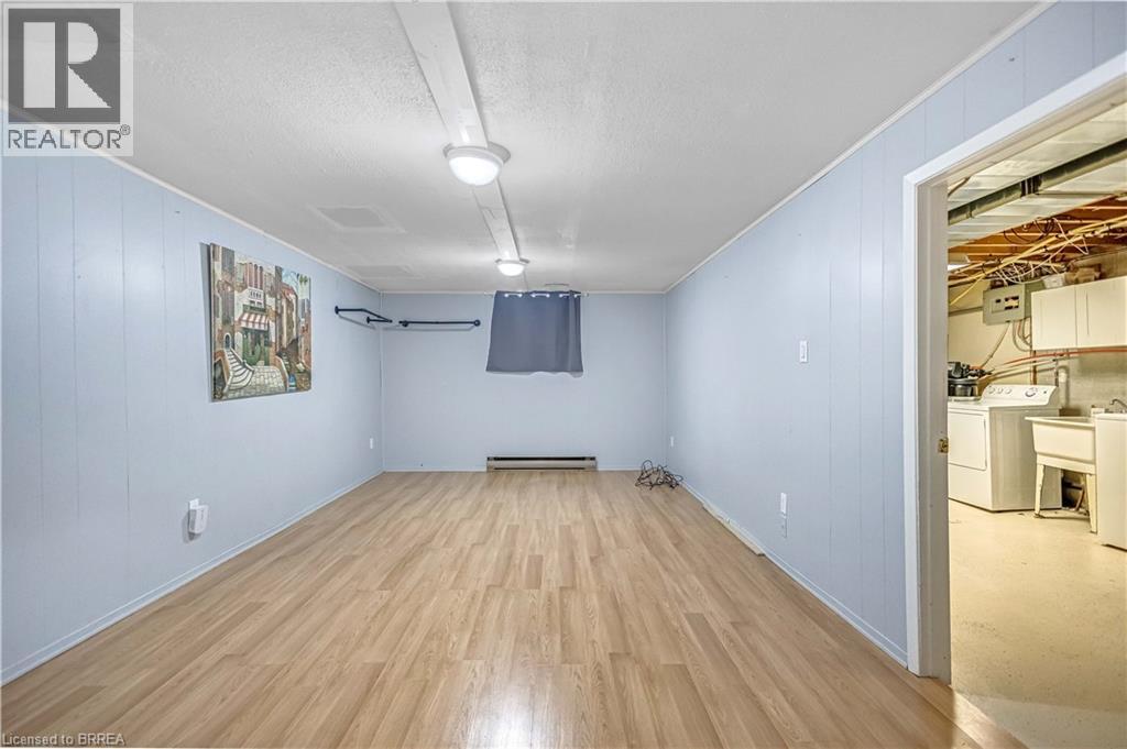 8 Oakhill Drive Unit# A, Brantford, Ontario  N3T 1R1 - Photo 21 - 40760714