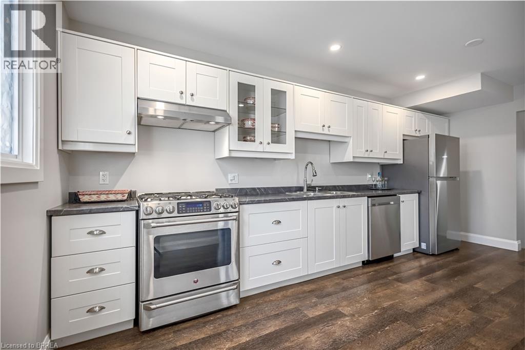 8 Oakhill Drive Unit# A, Brantford, Ontario  N3T 1R1 - Photo 11 - 40760714