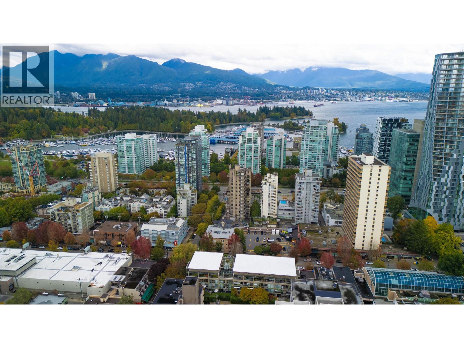 Ph4 1688 Robson Street, Vancouver, British Columbia  V6G 1C7 - Photo 3 - R3056053