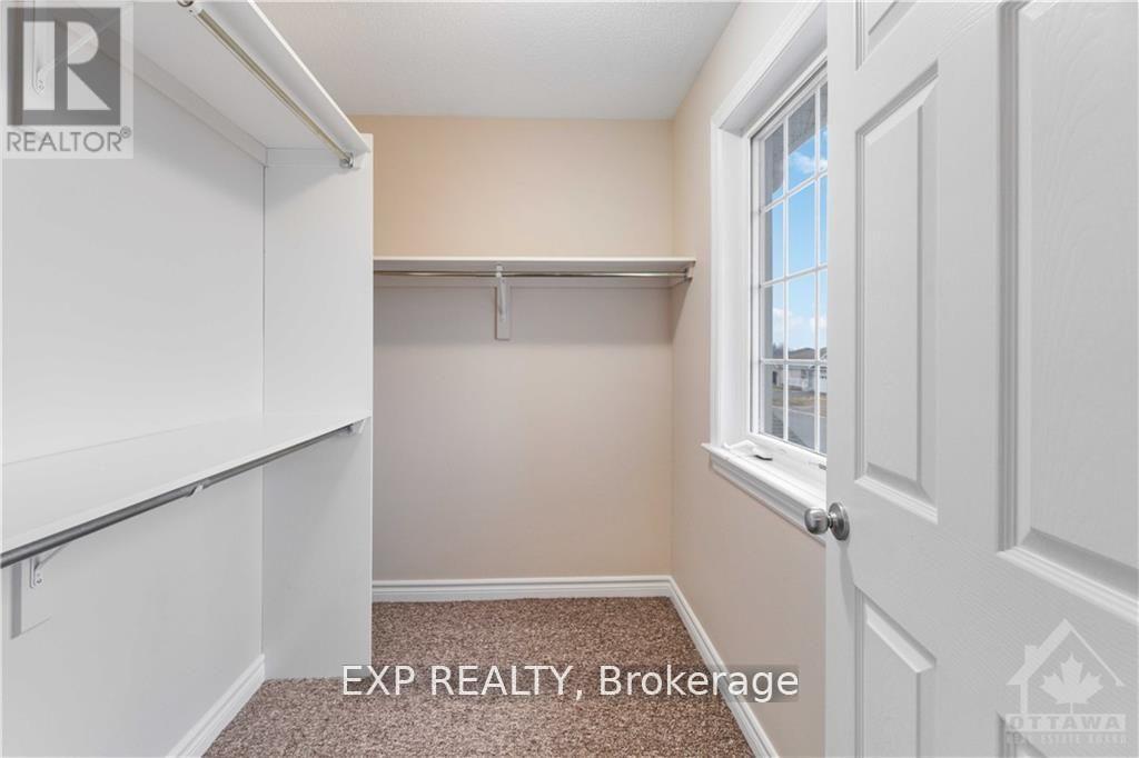 36 Bellwood Drive, Arnprior, Ontario  K7S 0H3 - Photo 11 - X12450082